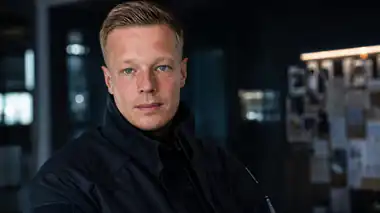 Manuel Ostermann enthüllt den Staat: Wenn Polizisten gegen den System-Wahnsinn rebellieren