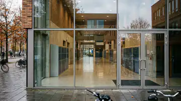 Machtwort in Gesundbrunnen: Berliner Verwaltungsgericht stoppt demonstrative Gebete auf Schulfluren